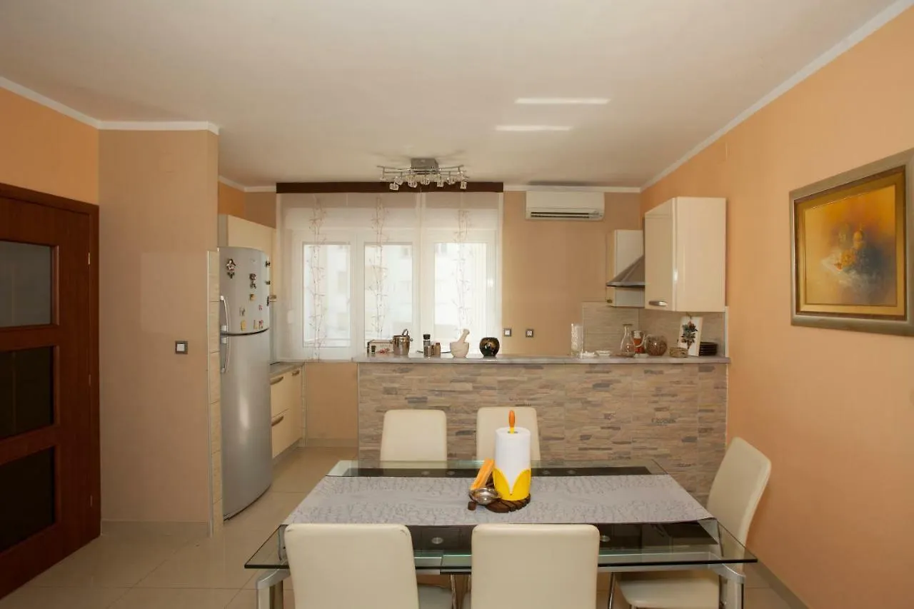 Apartment Dolores Split